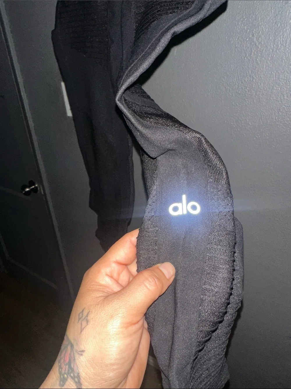 ALO Yoga comfortable black